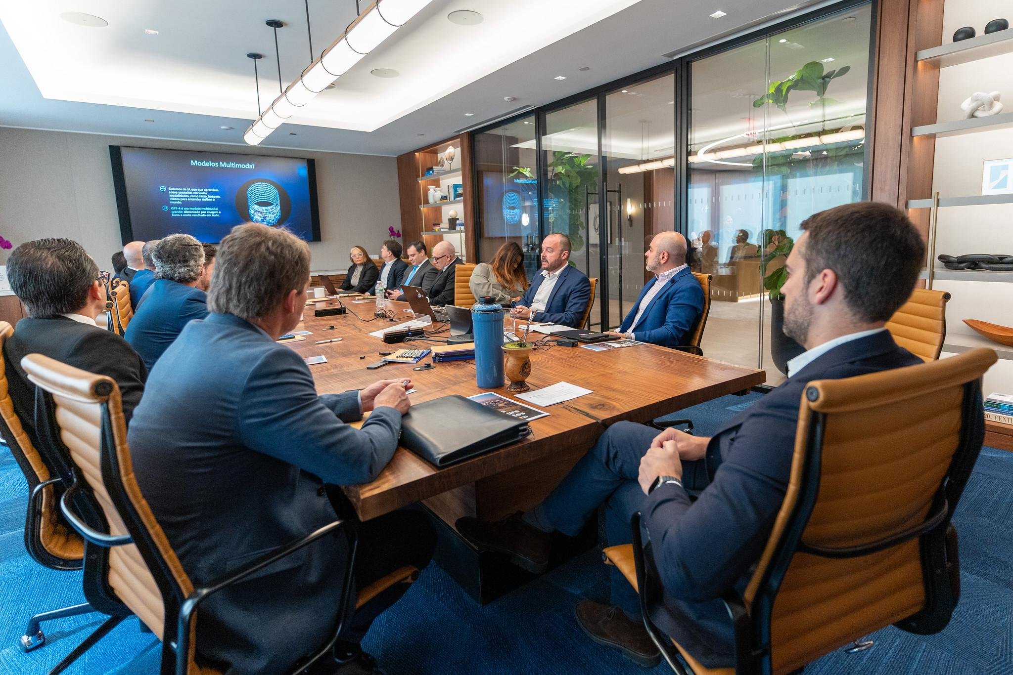 Encontro reuniu dirigentes da empresa e representantes do governo