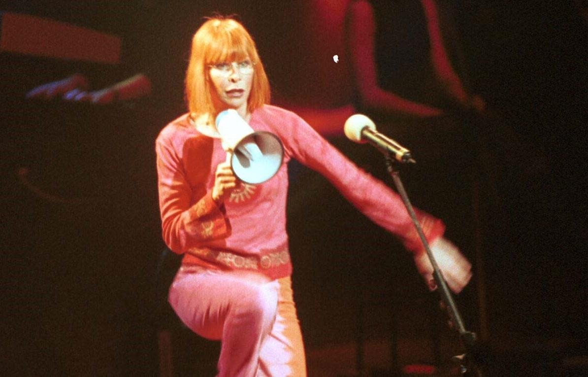 Rita Lee  morreu ap&oacute;s uma batalha contra um c&acirc;ncer de pulm&atilde;o descoberto em 2021