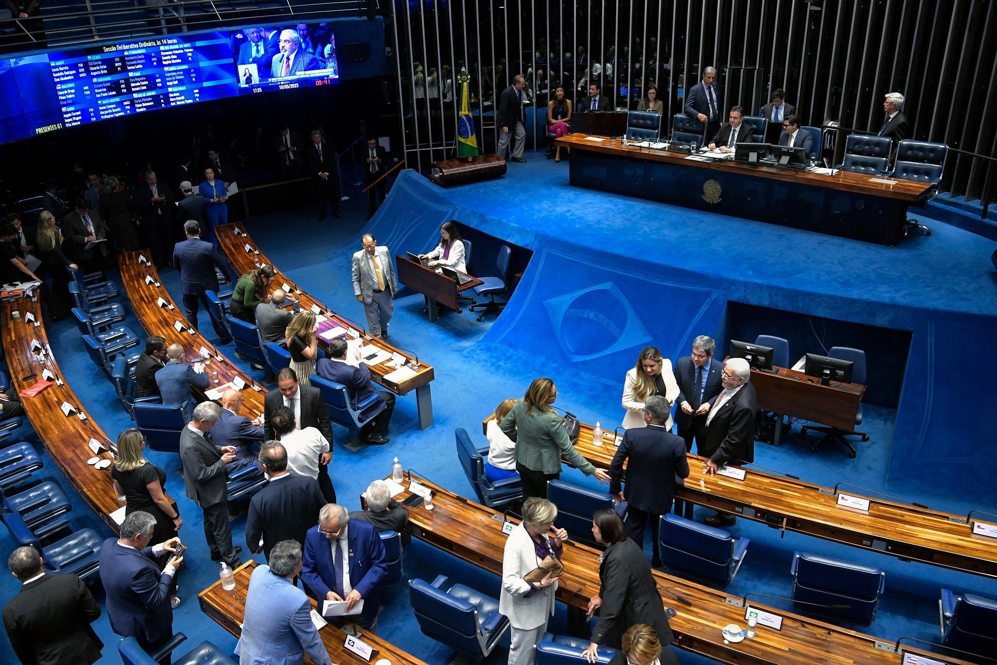 Texto estabelece crit&eacute;rios de acesso ao INSS para segurados expostos a agentes nocivos &agrave; sa&uacute;de ou a risco pelo perigo