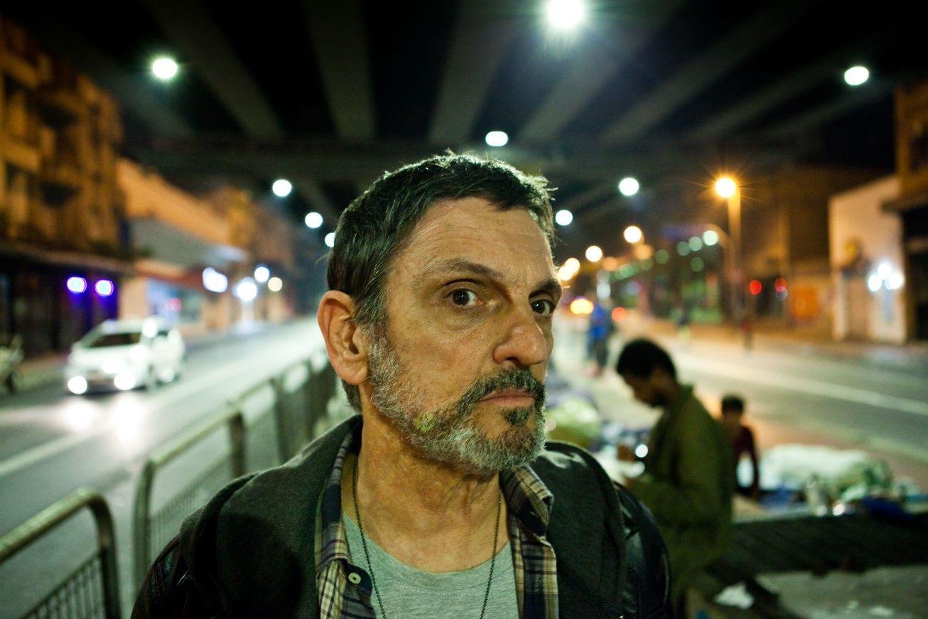 Longa com Paulo Miklos foi premiado no Festival de Gramado e em Marsele, com temas contempor&acirc;neos