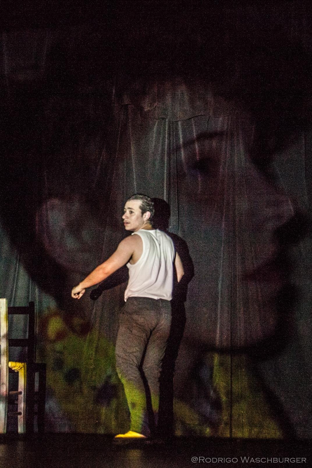 Gustavo Deon em 'Corpo Casulo'