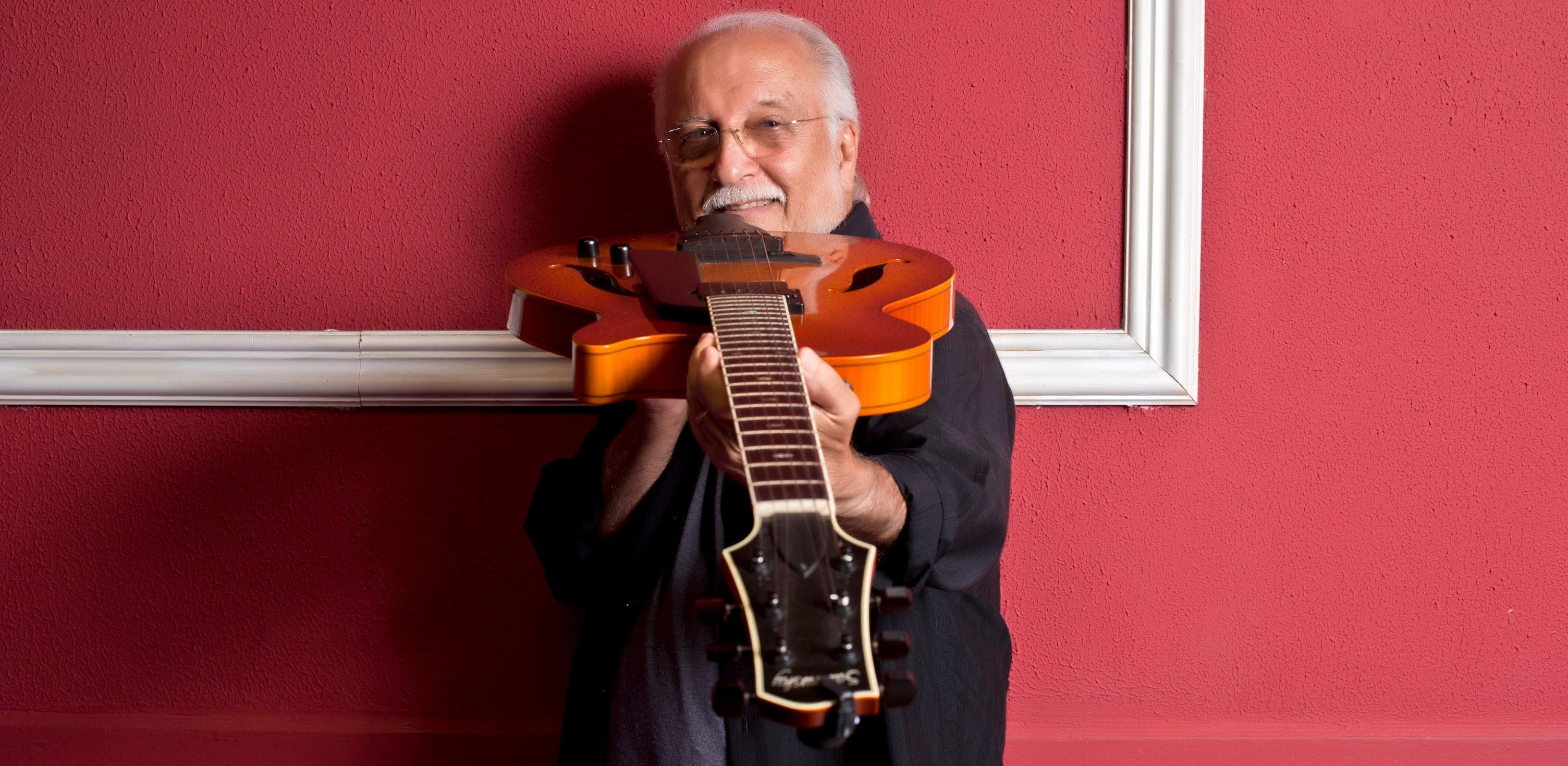Um dos grandes nomes da m&uacute;sica brasileira e um dos pais da Bossa Nova, Roberto Menescal faz show no Theatro S&atilde;o Pedro