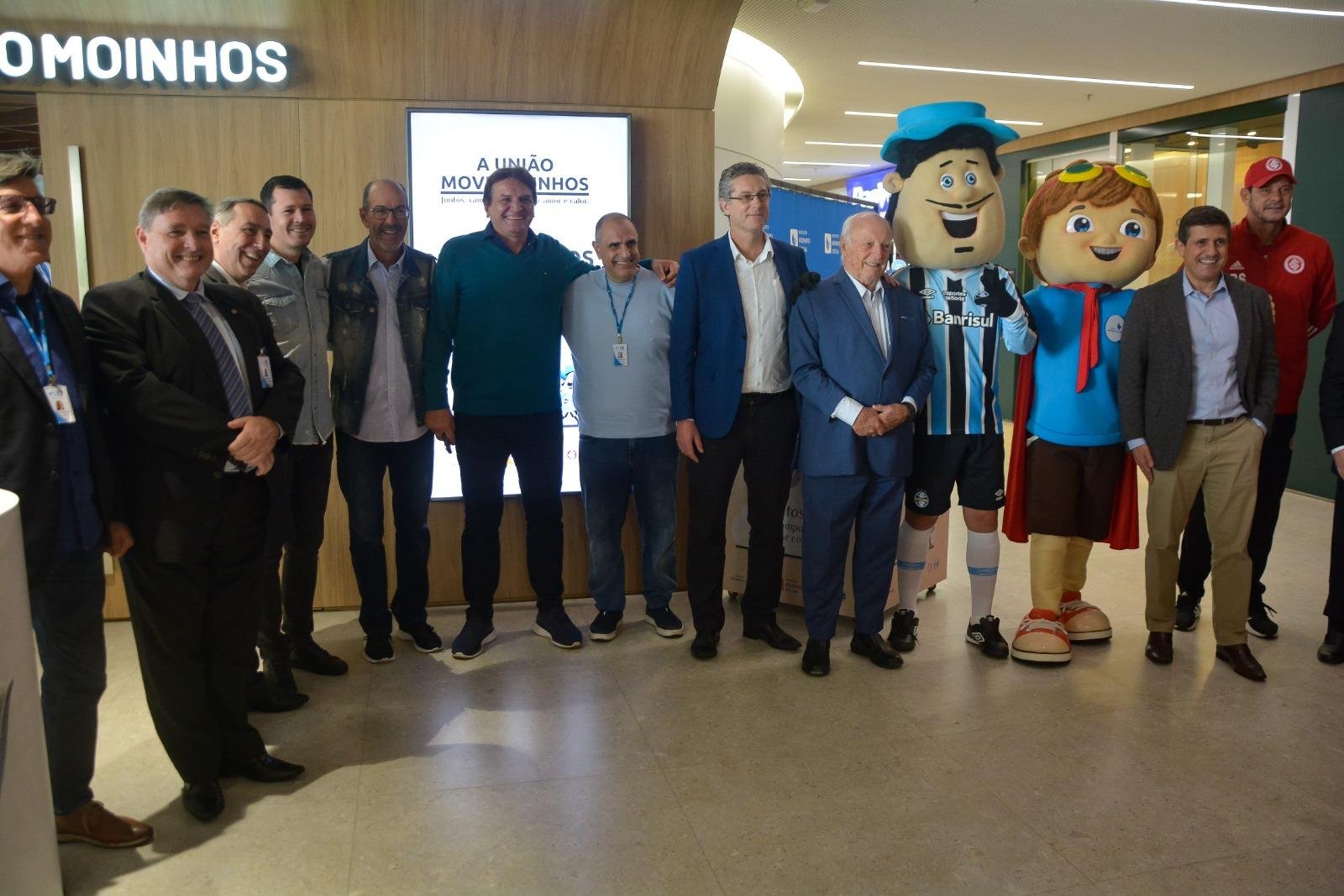 Com o slogan A Uni&atilde;o Move Moinhos, a campanha conta com a parceria do Gr&ecirc;mio e do Internacional