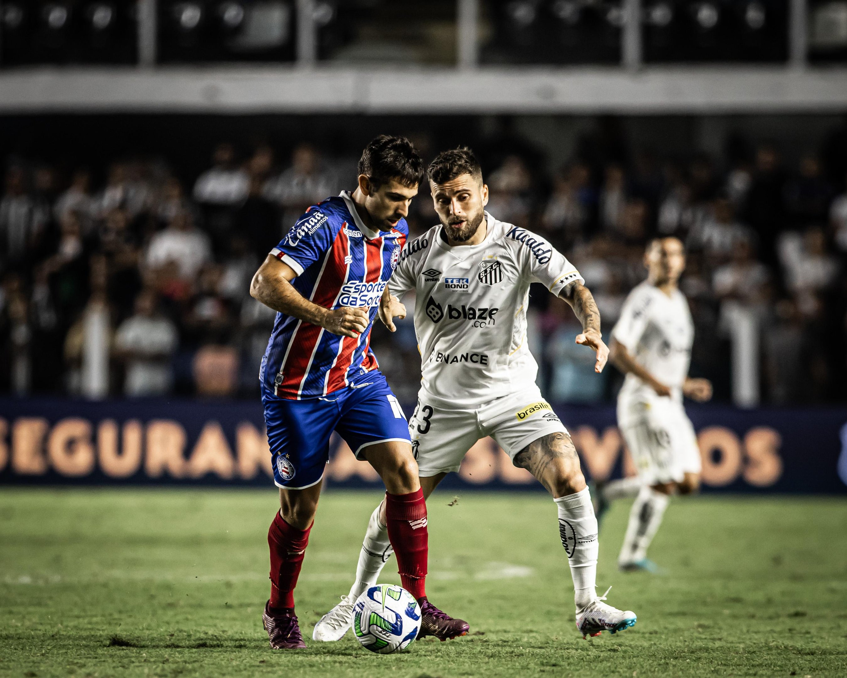 Time comandado por Odair Hellmann empatou sem gols na Vila Belmiro