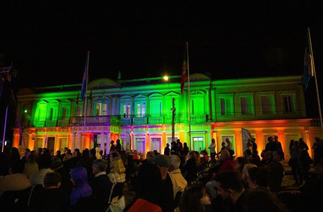 A primeira 'Noite no Centro Hist&oacute;rico' teve ades&atilde;o do p&uacute;blico