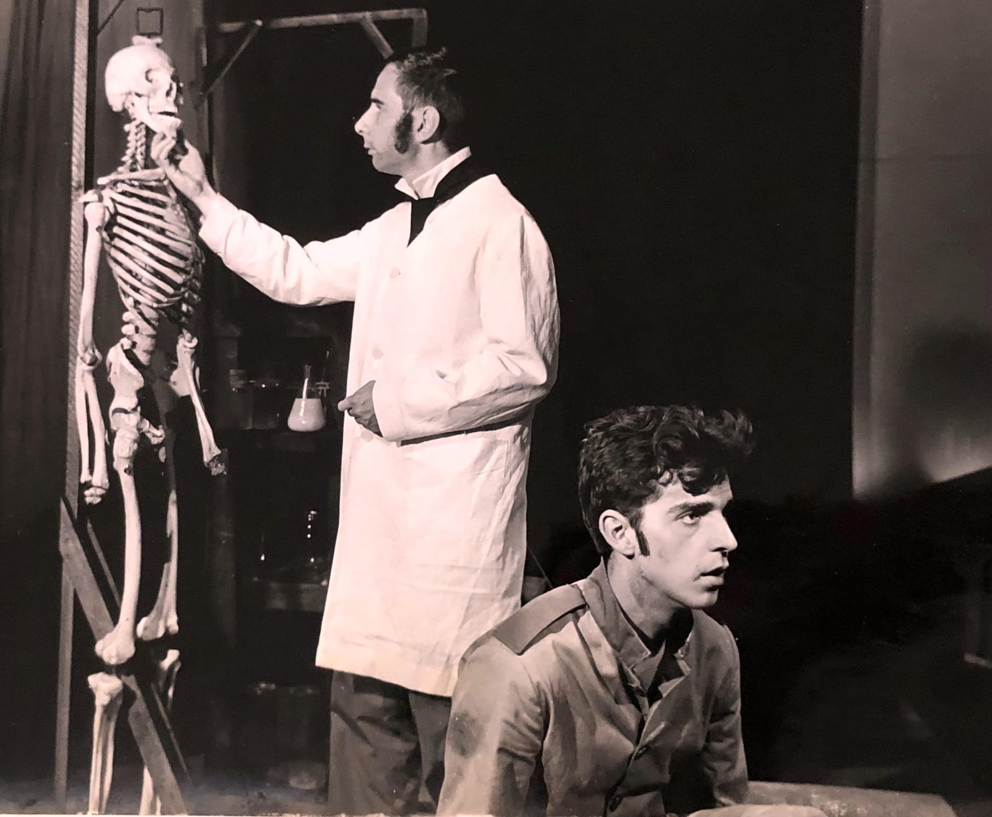 Em 1961, os espet&aacute;culos j&aacute; movimentavam a arte dram&aacute;tica no DAD