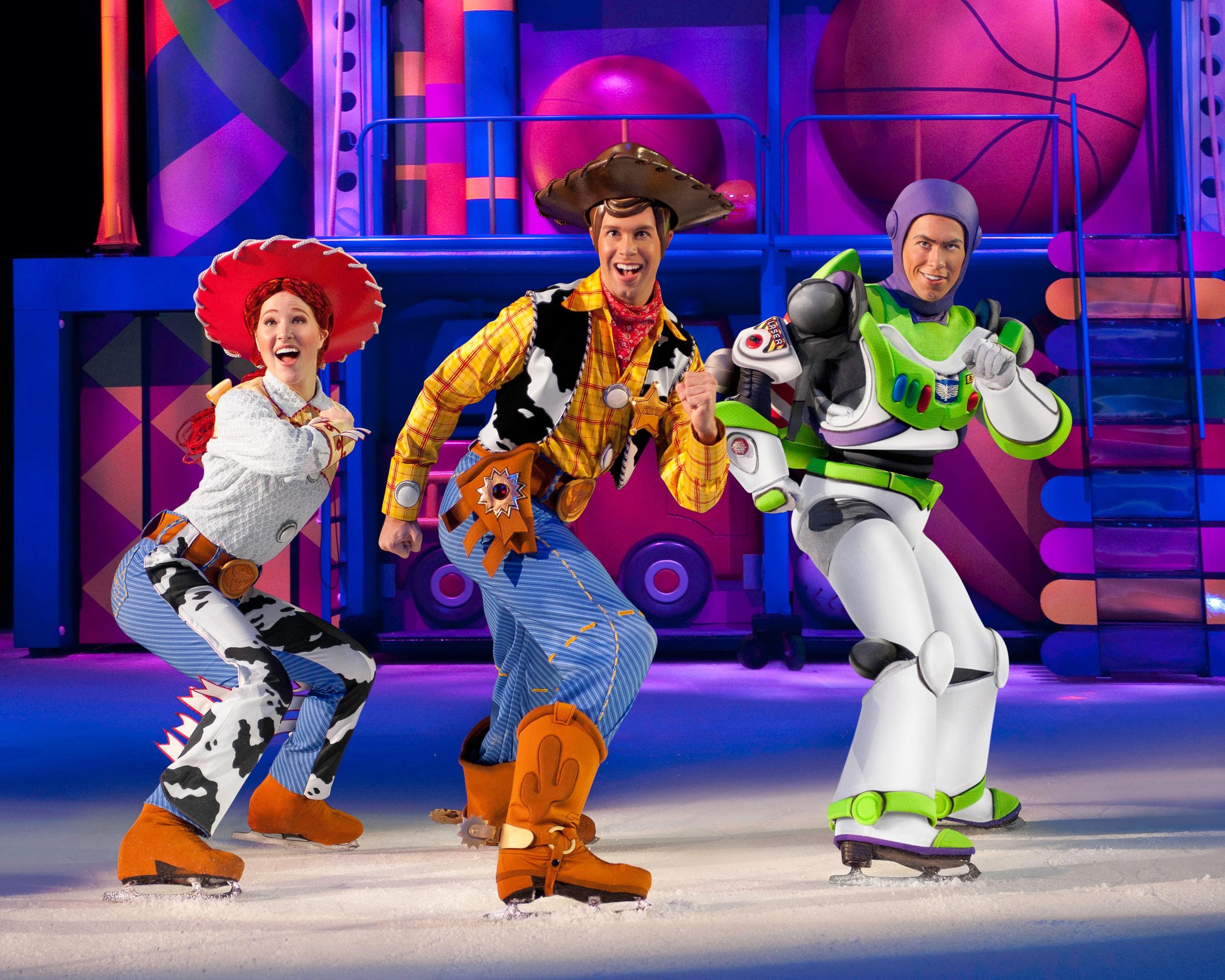 Criado em 1981, o Disney On Ice j&aacute; levou apresenta&ccedil;&otilde;es para milhares de pessoas ao redor do mundo, com elenco de mais de 15 pa&iacute;ses