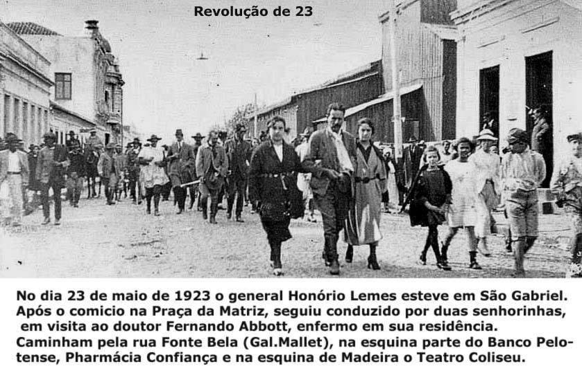 Honorio Lemos, em S&atilde;o Gabriel, indo visitar o enfermo Fernando Abbott