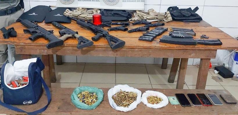 Material il&iacute;cito pertence a uma fac&ccedil;&atilde;o