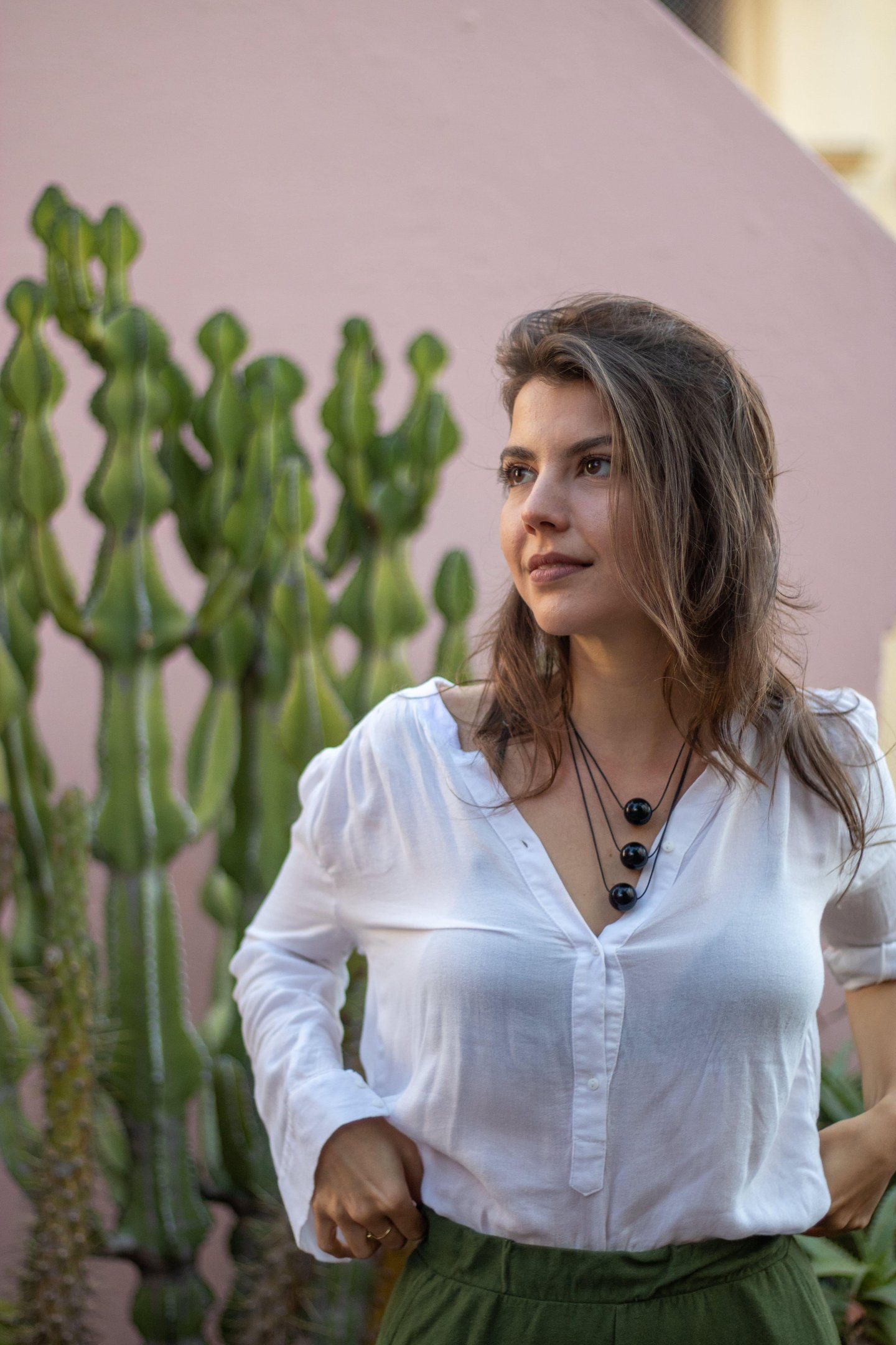 Jana&iacute;na: "Entre as minhas influ&ecirc;ncias est&atilde;o Agda C&eacute;u, Aline Bei, Ana Martins Marques, Atena Beauvoir, Concei&ccedil;&atilde;o Evaristo, Manoel de Barros, Luna Vitrolira e Viviane Mos&eacute;"