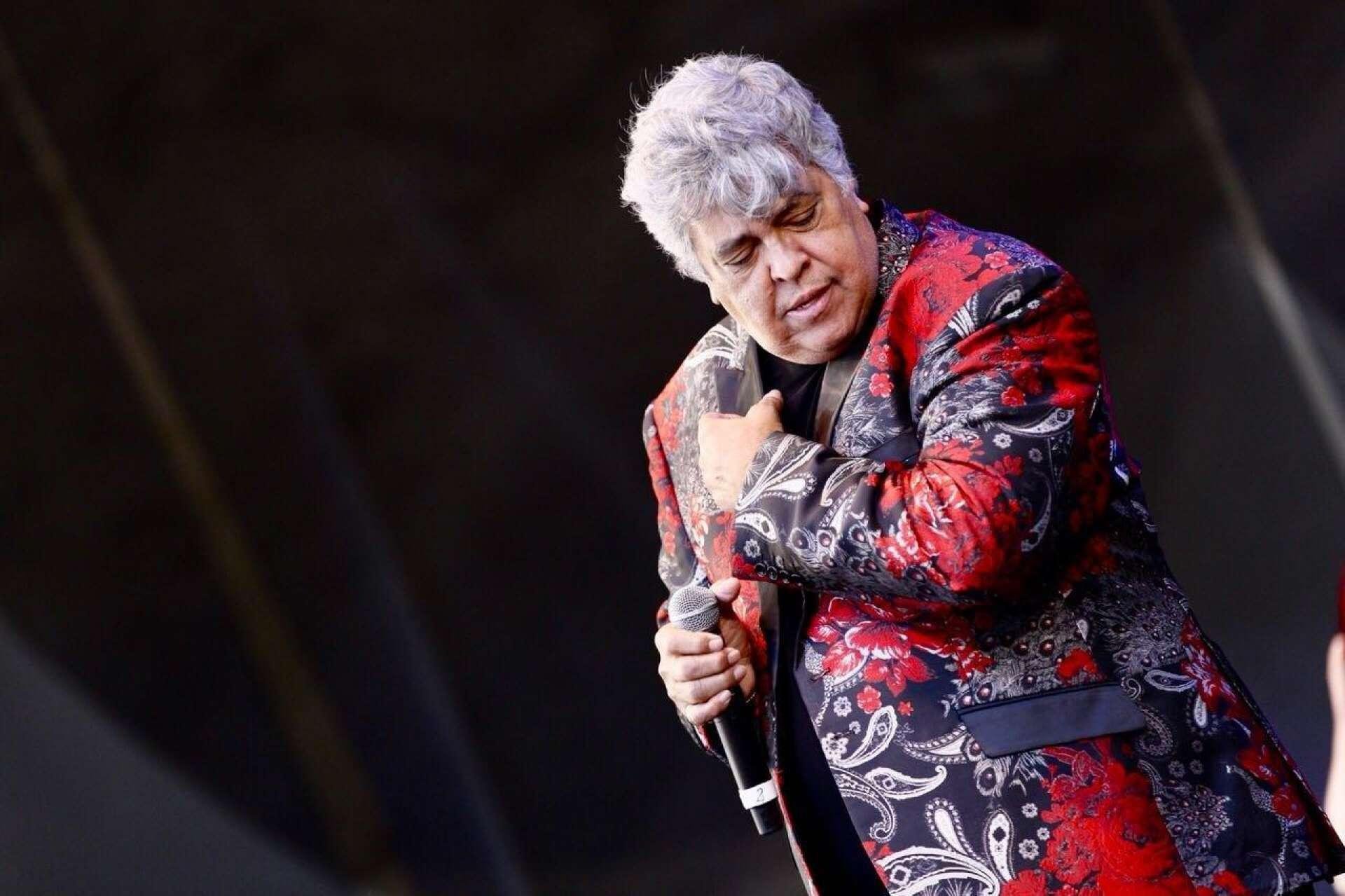 Sidney Magal se sentiu mal durante um show em S&atilde;o Jos&eacute; dos Campos na quinta-feira