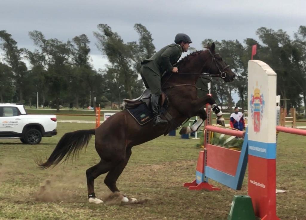 Salto foi uma das etapas da competi&ccedil;&atilde;o realizada no Parque Hist&oacute;rico Marechal Manoel Lu&iacute;s Os&oacute;rio, em Tramanda&iacute;.