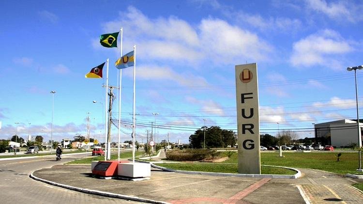 Em encontro na Furg foi apresentado o cen&aacute;rio or&ccedil;ament&aacute;rio da universidade e a destina&ccedil;&atilde;o dos recursos federais