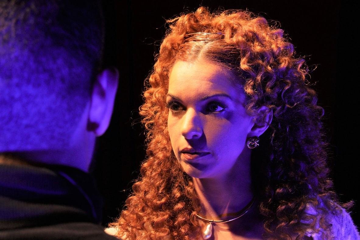 O espet&aacute;culo biogr&aacute;fico 'Leopoldina' &eacute; protagonizado por Layla Paganini