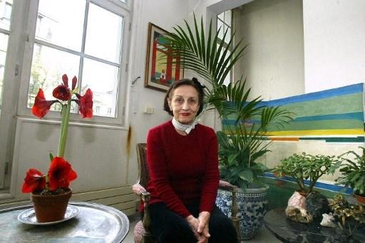 A pintora Francoise Gilot em um registo de 2004