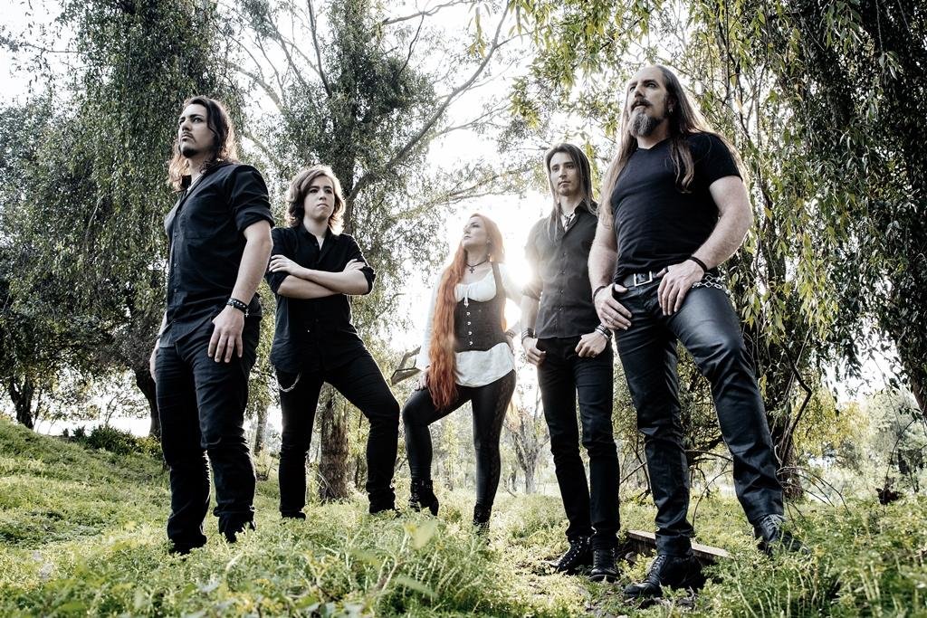 Banda lan&ccedil;ar&aacute; &ldquo;Between the Shadows&rdquo; neste s&aacute;bado, dia 10 de maio, em todas as plataformas digitais