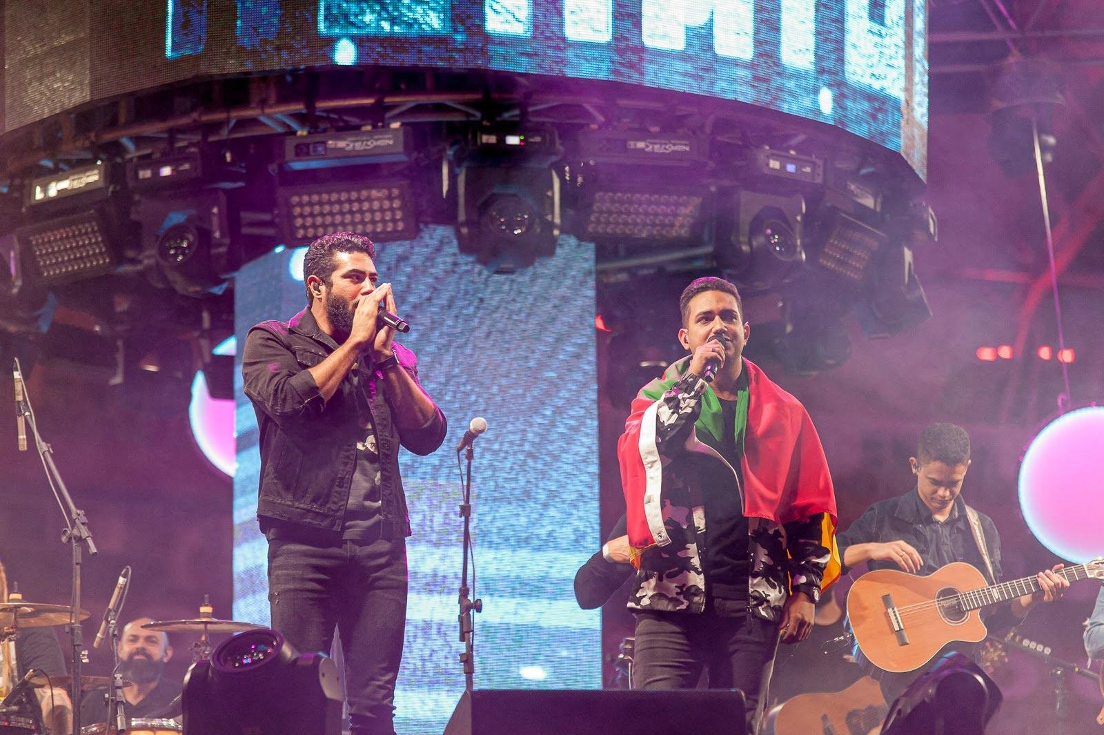 A dupla Henrique e Juliano ser&aacute; uma atra&ccedil;&otilde;es do Universo Alegria 15 anos em dezembro