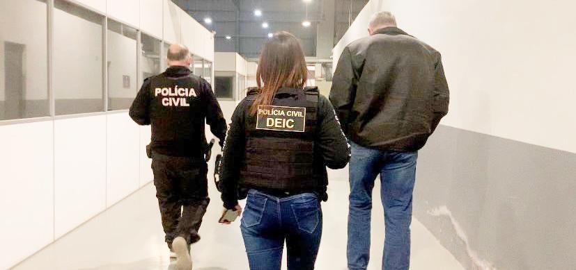 Houve duas pris&otilde;es e apreens&atilde;o de R$ 10 mil em dinheiro e duas armas