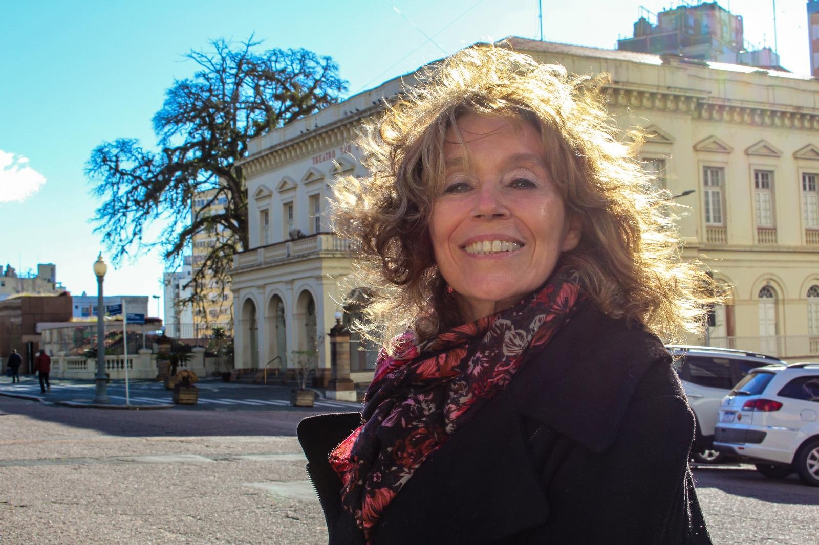 A artista multim&iacute;dia e escritora Liana Timm vive em Porto Alegre