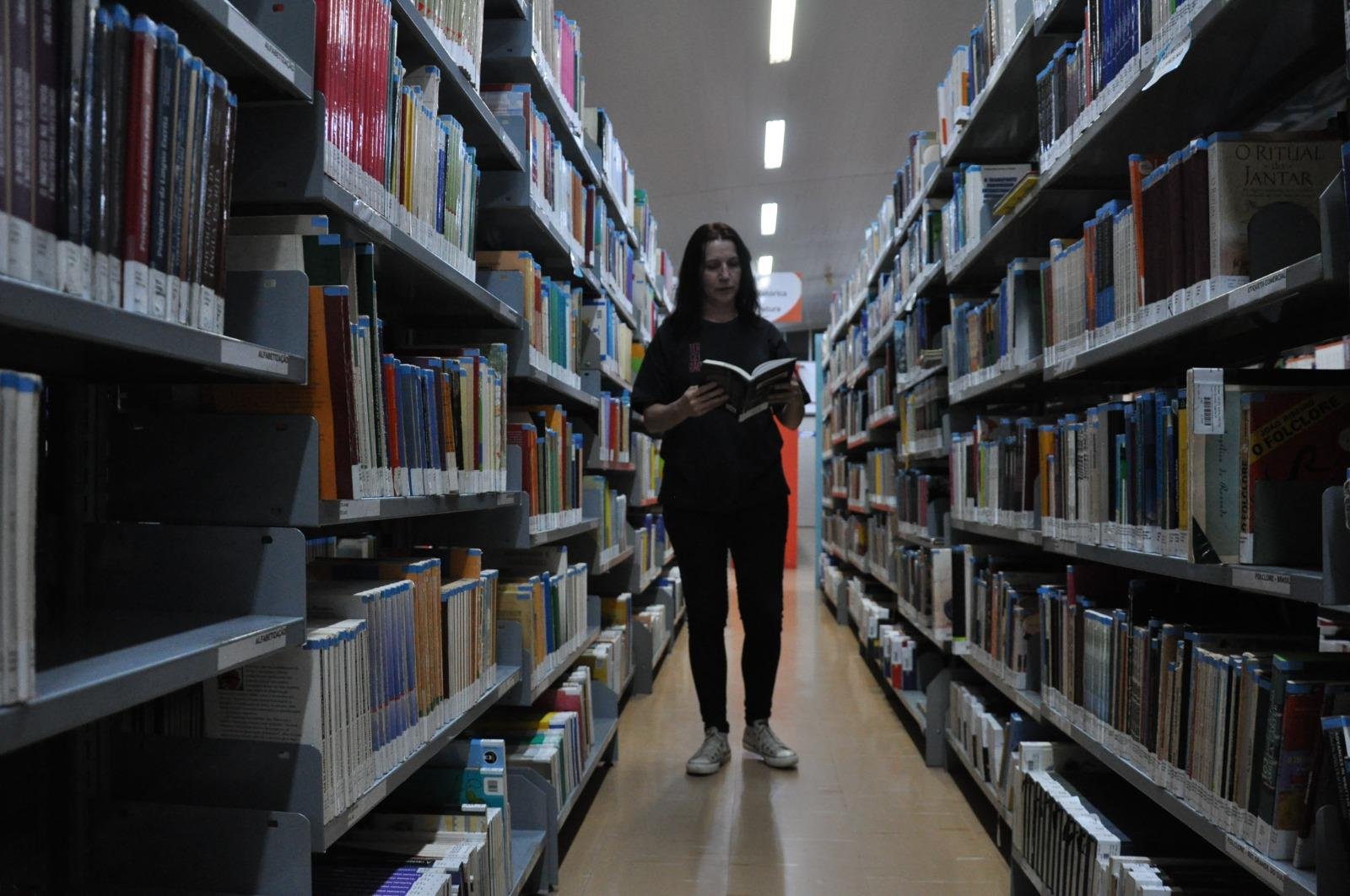 Marli Silveira &eacute; a autora do livro "Cartas de Liberdades" (Ed. Besti&aacute;rio)