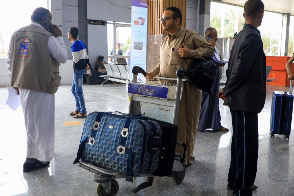 Avi&atilde;o da companhia Yemenia Airways partiu com 277 passageiros que v&atilde;o realizar a peregrina&ccedil;&atilde;o a Meca