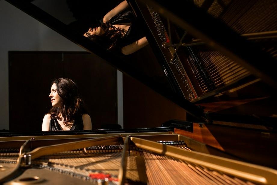 Indicada ao Grammy Latino, Erika Ribeiro &eacute; atra&ccedil;&atilde;o do Ling neste s&aacute;bado &agrave;s 19h