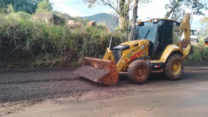 O Daer trabalha em diversas rodovias do Estado que seguem com bloqueios.