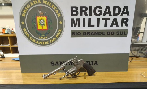 O homem, de 30 anos, foi detido e encaminhado &agrave; delegacia de pol&iacute;cia para a lavratura do flagrante delito.