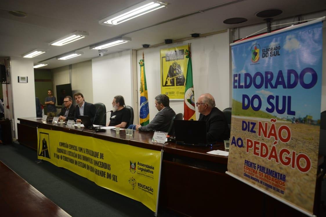 A Comiss&atilde;o Especial vem discutindo o projeto de instala&ccedil;&atilde;o das pra&ccedil;as de ped&aacute;gio na regi&atilde;o sul do estado desde abril.