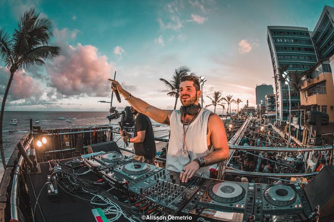 O show ser&aacute; no dia 26 de agosto na Praia de Copacabana no Rio