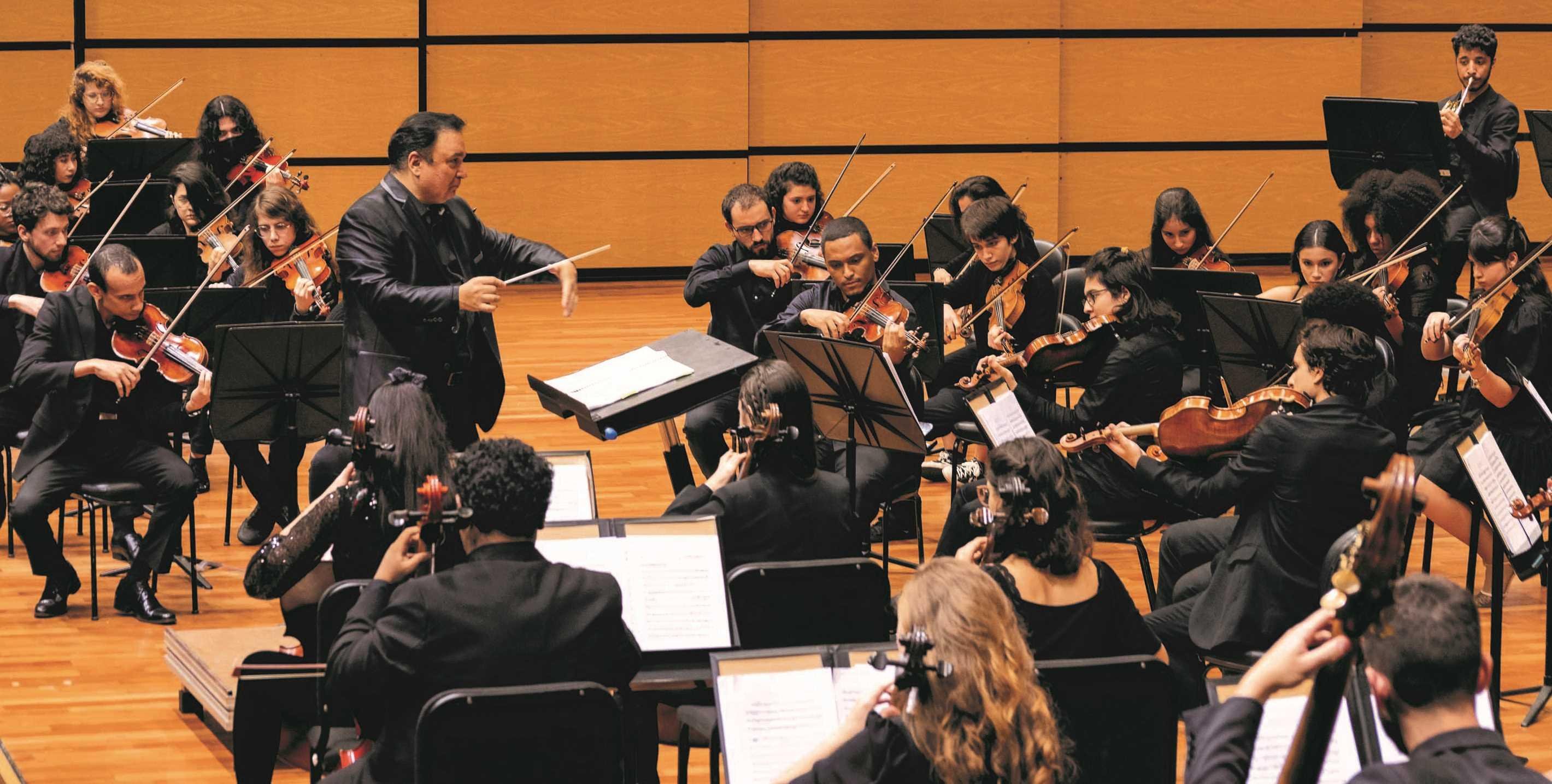 A Ospa Jovem &eacute; a Orquestra Sinf&ocirc;nica do Conservat&oacute;rio Pablo Koml&oacute;s, regida pelo Arthur Barbosa