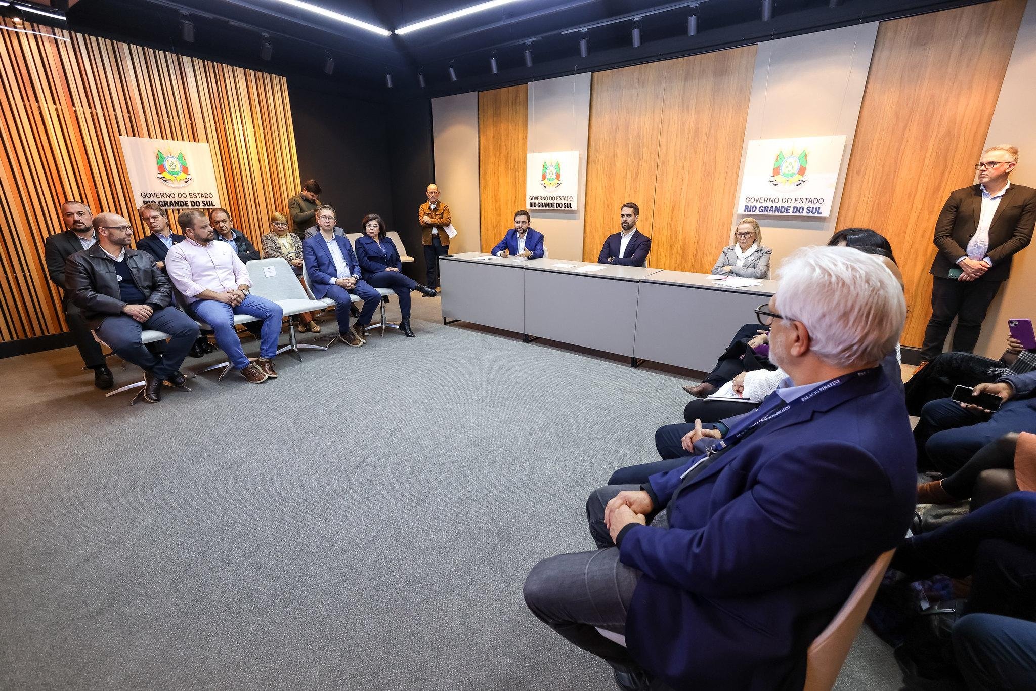 Governador Eduardo Leite prestigiou o lan&ccedil;amento da ferramenta sobre a primeira inf&acirc;ncia no Estado.