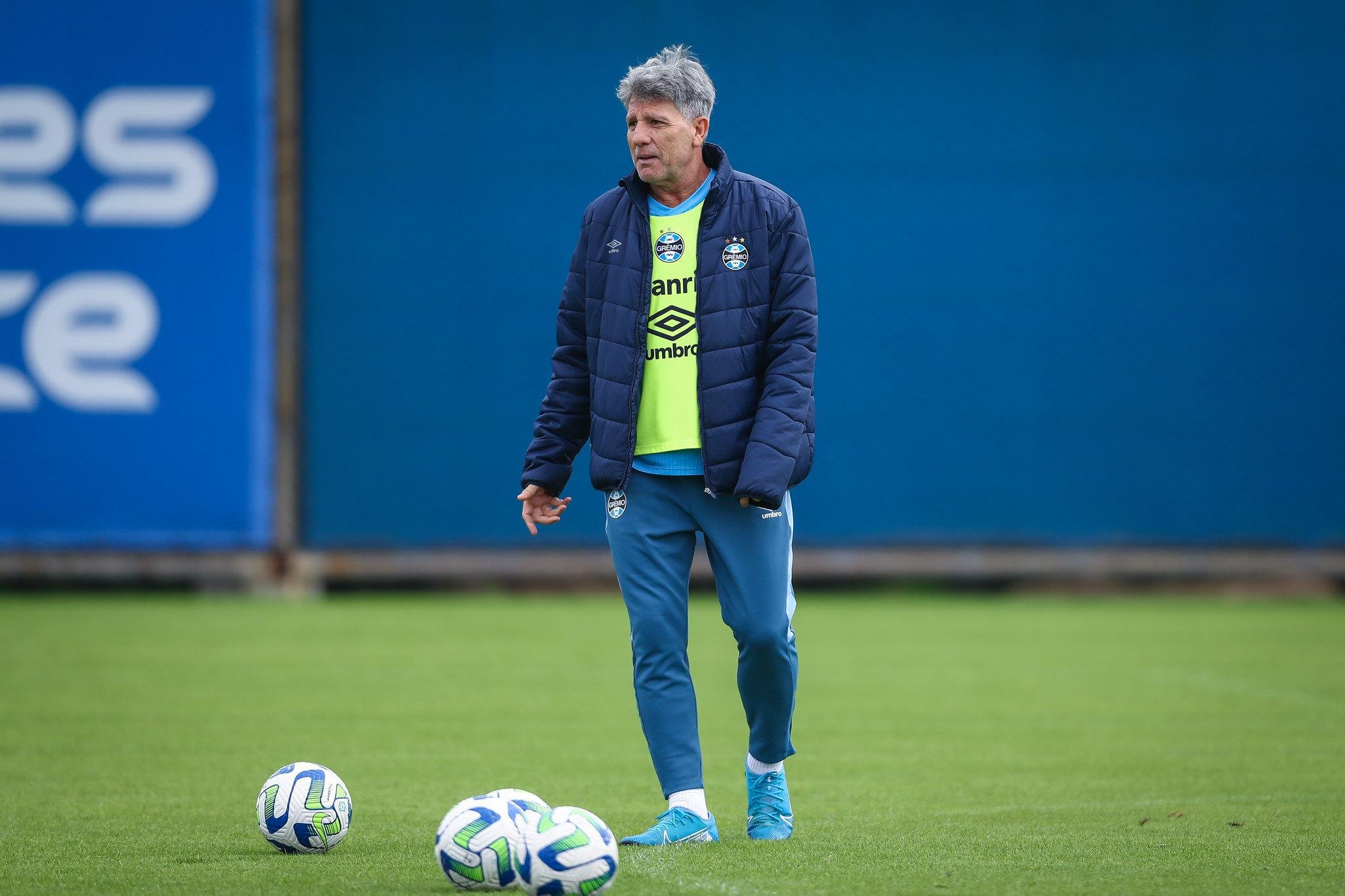 Renato dever&aacute; poupar alguns jogadores titulares em Salvador
