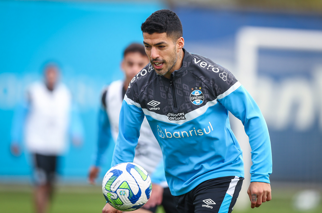 Su&aacute;rez embarcou com toda a delega&ccedil;&atilde;o para Salvador
