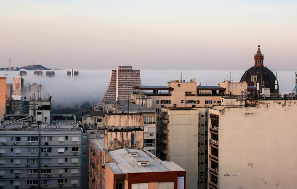 Manh&atilde; pode ter bols&otilde;es de neblina, novamente