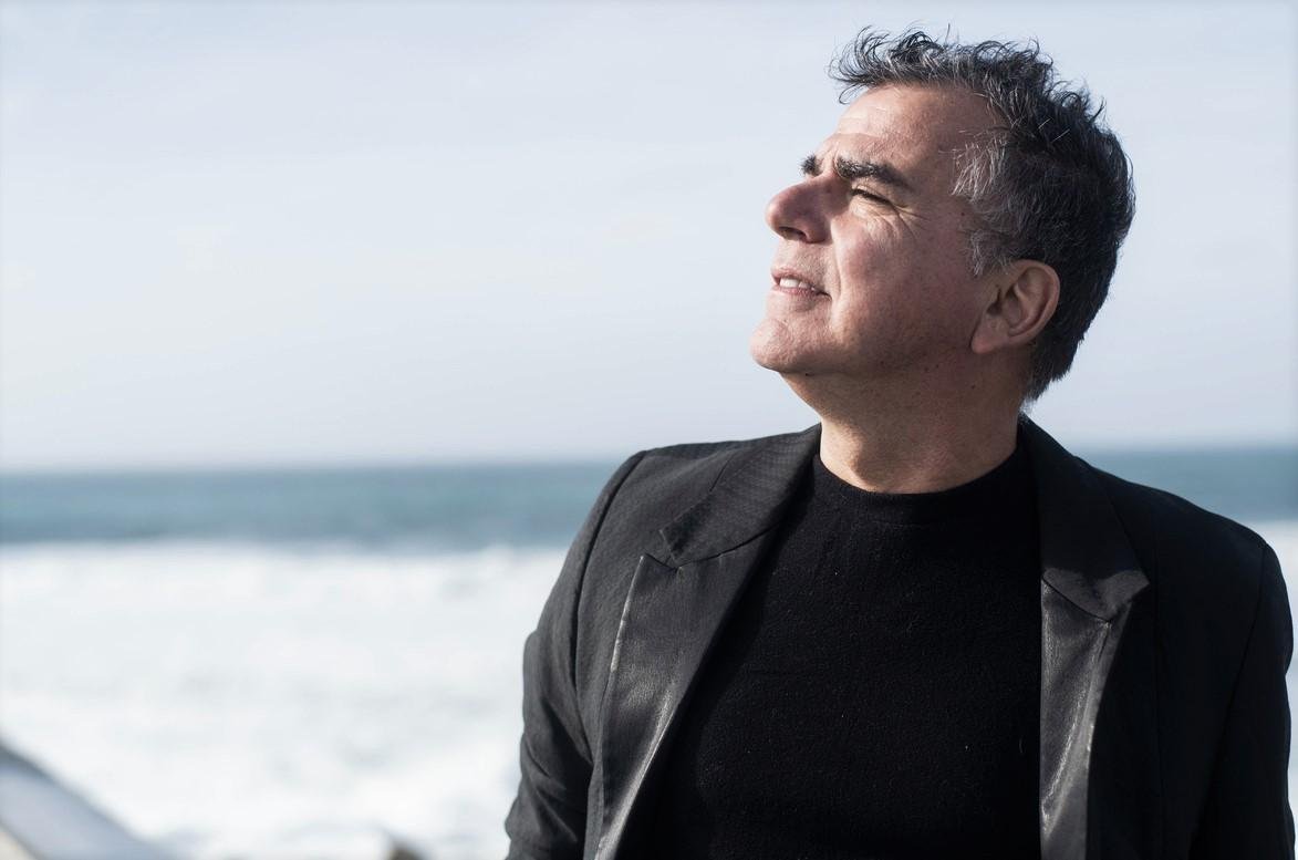 'Banquete' &eacute; o 14&ordm; &aacute;lbum de carreira da Villeroy, composto por 13 can&ccedil;&otilde;es
