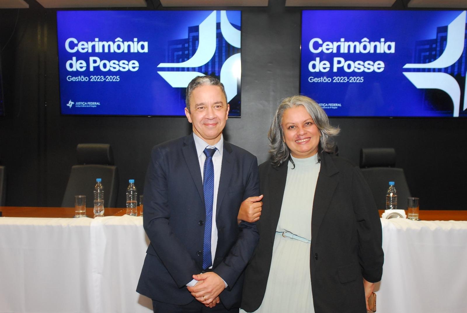 A ju&iacute;za federal Carla Hendges tem 28 anos de carreira. O juiz federal F&aacute;bio Lucarelli fez parte da administra&ccedil;&atilde;o do &uacute;ltimo bi&ecirc;nio.