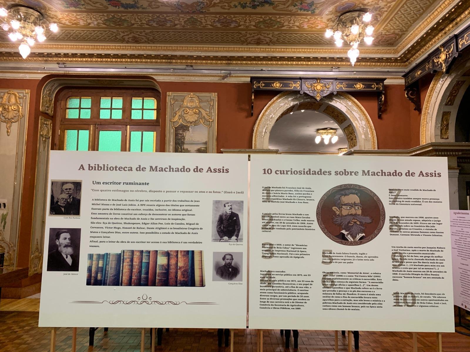 A mostra 'Singular ocorr&ecirc;ncia: 184 anos de Machado de Assis' est&aacute; em cartaz na Biblioteca P&uacute;blica do Estado