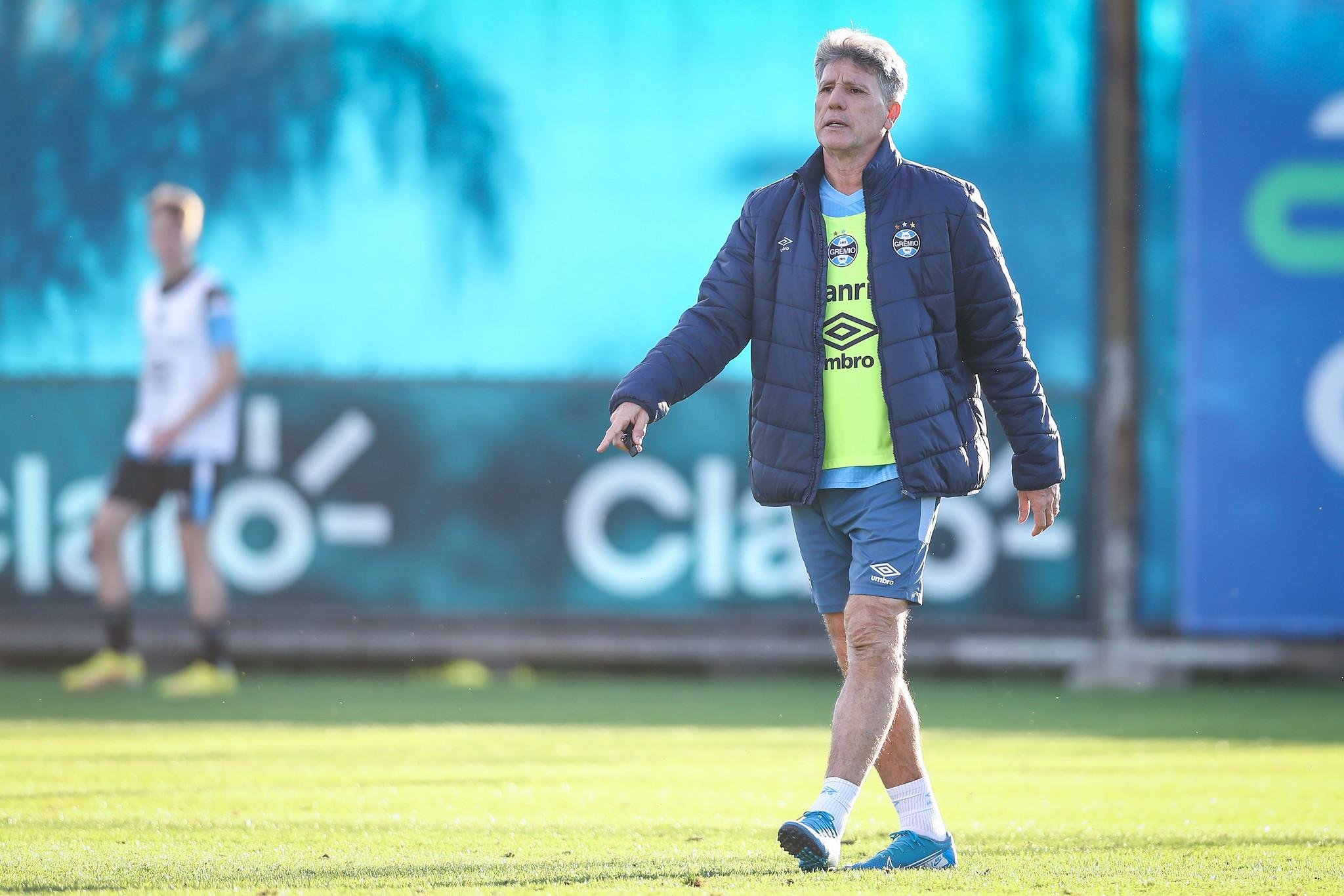 Renato n&atilde;o garantiu a presen&ccedil;a de Su&aacute;rez contra o Glorioso