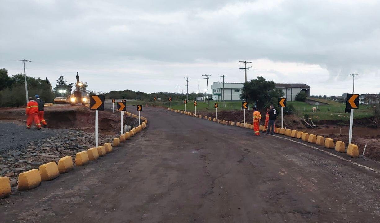 A EGR liberou o fluxo de ve&iacute;culos no desvio provis&oacute;rio neste s&aacute;bado &agrave;s 18h