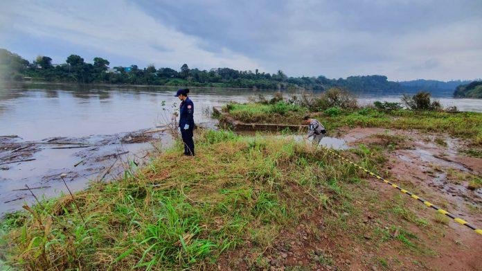 Cad&aacute;ver foi resgatado do rio Taquari pelo Corpo de Bombeiros Militar do Rio Grande do Sul
