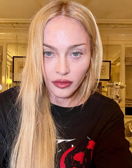 "Meu foco agora &eacute; na minha sa&uacute;de e em ficar mais forte", declarou Madonna nesta segunda-feira, 10