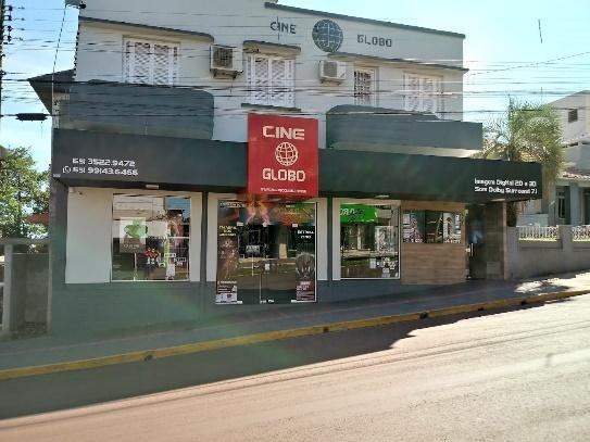 Fachada do Cine Globo, em Tr&ecirc;s Passos, onde ocorre o festival
