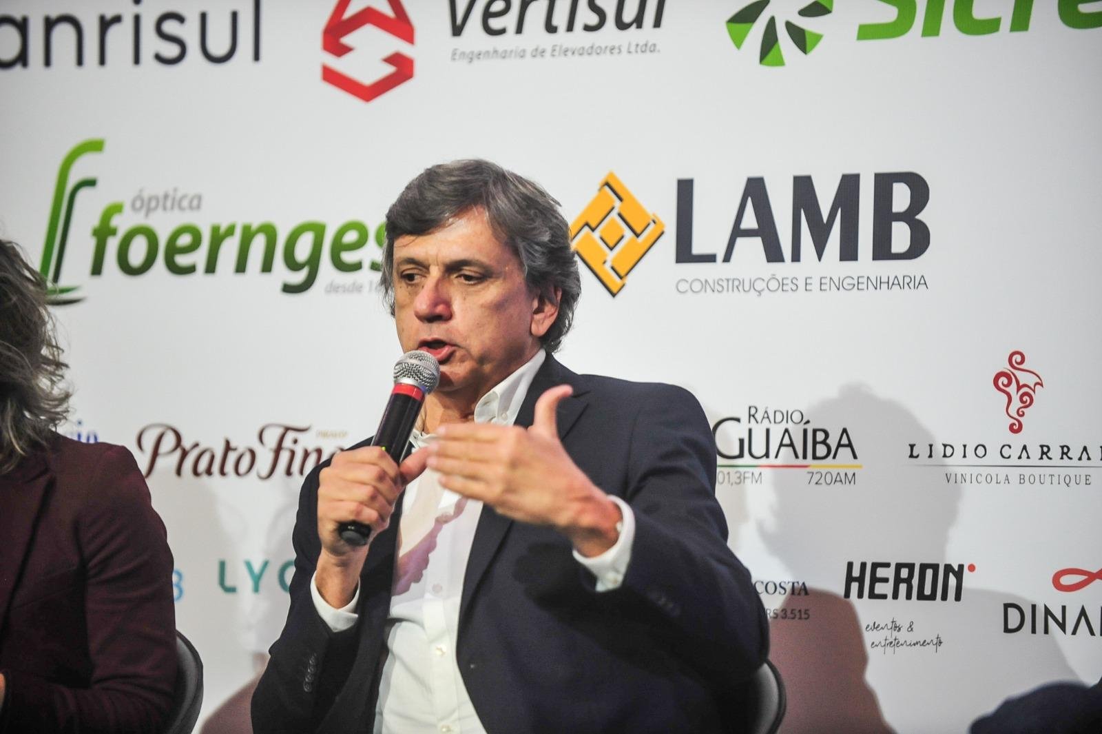 O presidente da Associa&ccedil;&atilde;o Ga&uacute;cha de Supermercados (Agas) e vice-presidente da Associa&ccedil;&atilde;o Brasileira de Supermercados (Abras), Ant&ocirc;nio Cesa Longo, destacou dificuldades e especificidades do setor.