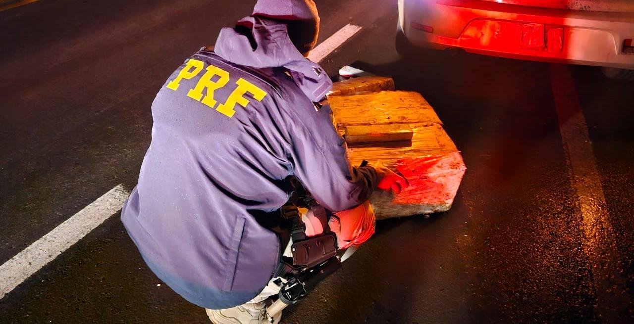 Motorista do carro foi preso em flagrante