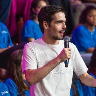 Jo&atilde;o Silva confessou estar mais relaxado por estar apresentando o programa sozinho