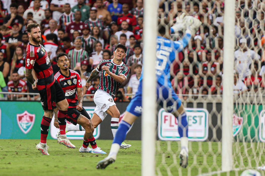 Dia foi dos goleiros e do VAR