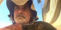 O australiano Timothy Shaddock e sua cadela, Bella