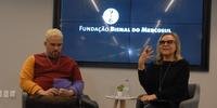 O curador-chefe, Raphael Fonseca, e a presidente da 14ª Bienal do Mercosul, Carmen Ferrão