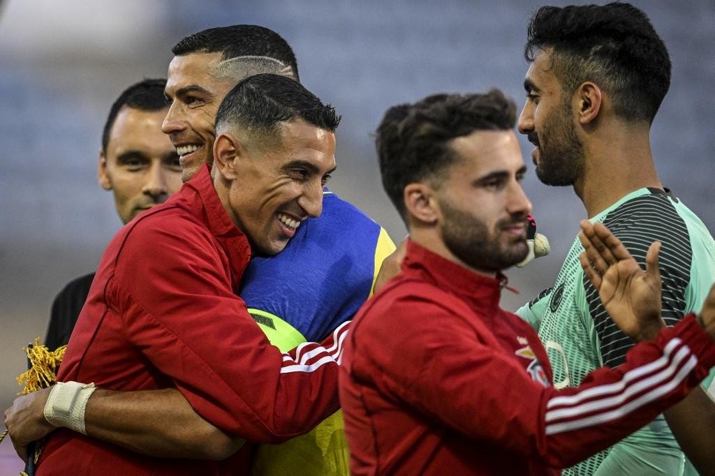 Confronto reuniu dois astros do futebol europeu